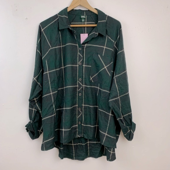 wild fable Tops - NWT wild fable green Dolan sleeve flannel top